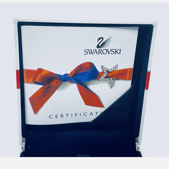 Christmas Brooch - Picture 7 of 8